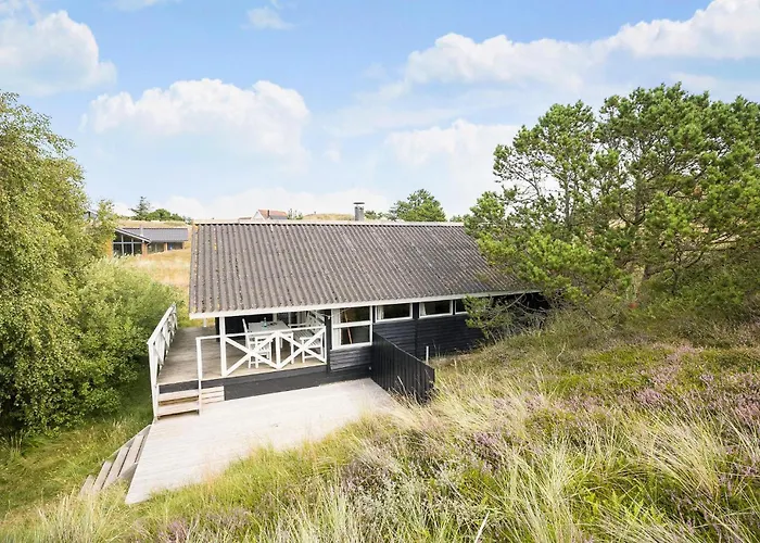 Tziki Holiday home